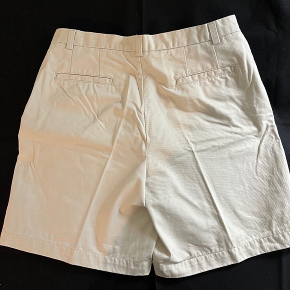 Lands' End Shorts - Picture 2 of 3